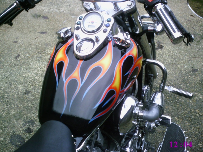 nouvelle peinture moto Pic00019