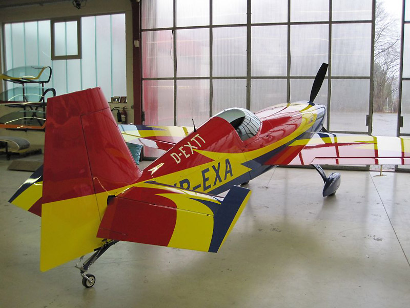 O noua aeronava pentru Aeroclubul Romaniei Extra311