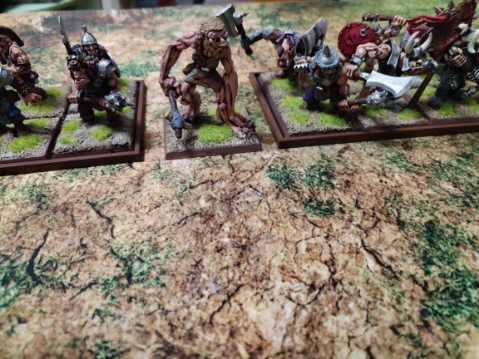 Warhammer The Old World Royaumes Ogres vs Marauders de Khorne Roland10