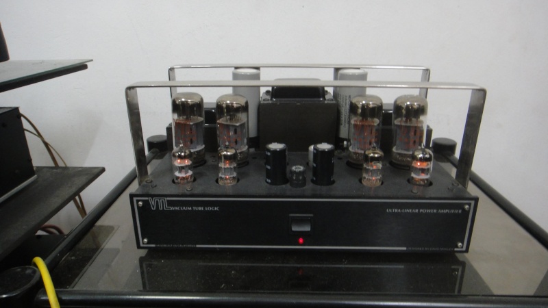 VTL stereo 50 power amplifier (Used)SOLD Dsc02610