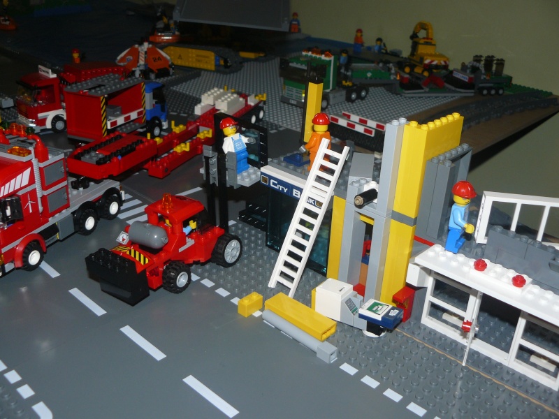 LEGO - La ville depuis ses débuts, son évolution, etc - Page 4 P1180726
