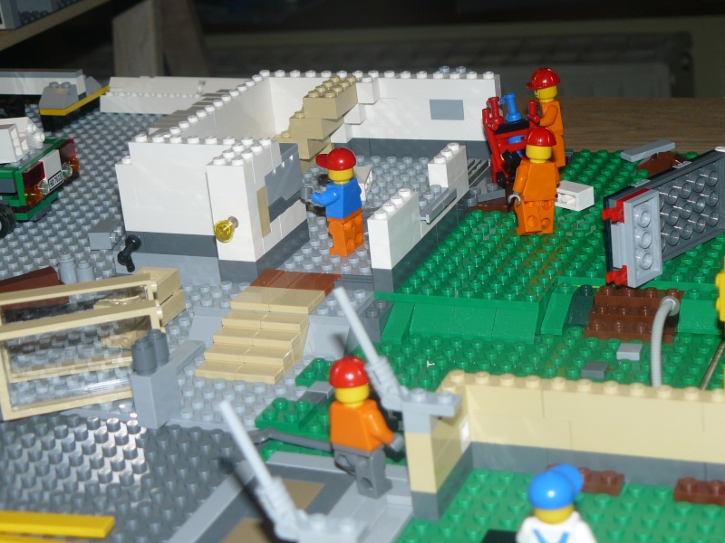 LEGO - La ville depuis ses débuts, son évolution, etc - Page 6 P1190314