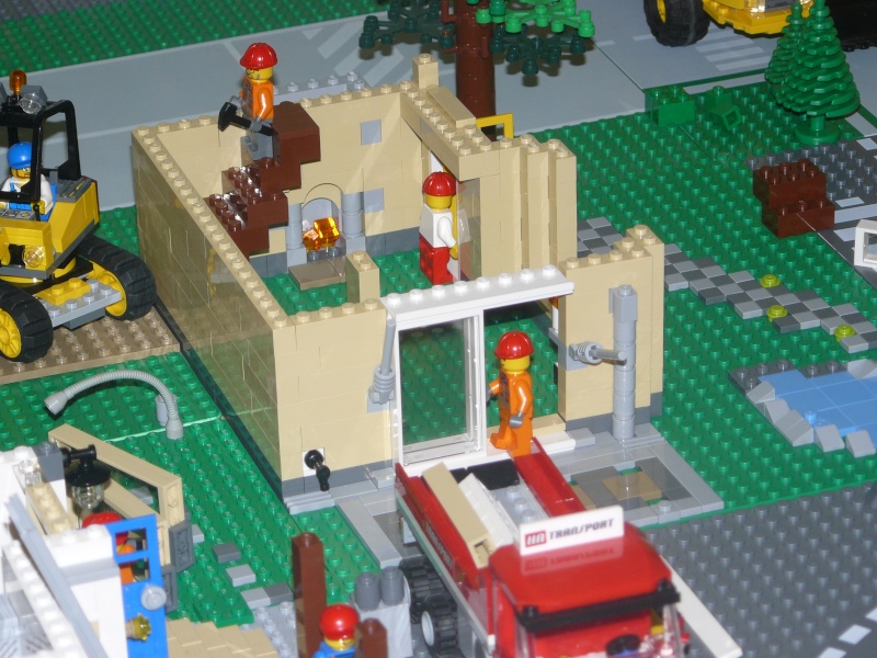 LEGO - La ville depuis ses débuts, son évolution, etc - Page 6 P1190336