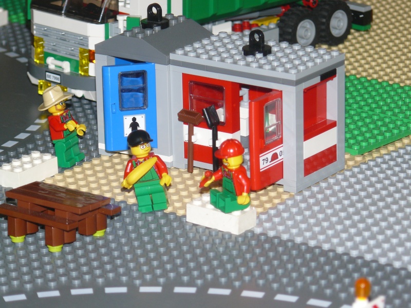 LEGO - La ville depuis ses débuts, son évolution, etc - Page 6 P1190410