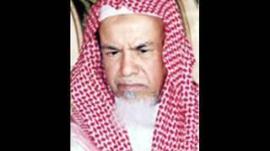 وفاة الشيخ محمد السبيل إمام الحرم المكي  C5626810