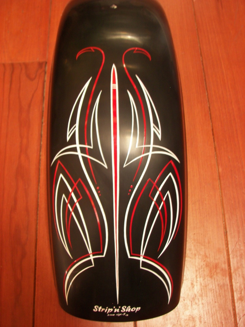 Les créations d'Anne-Lise (pinstriping, lettrage, graphisme,....) - Page 17 100_0410