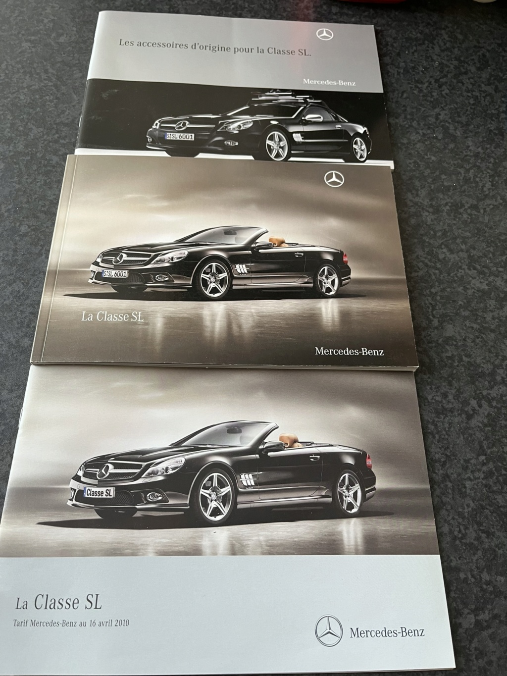 Vente Catalogues Mercedes SL ! Différents modèles. Img_0840