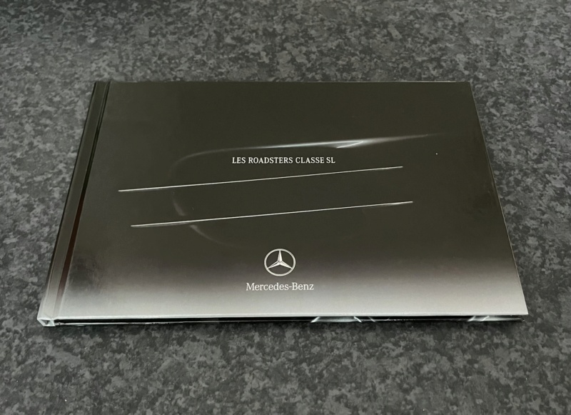 Vente Catalogues Mercedes SL ! Différents modèles. Img_0981