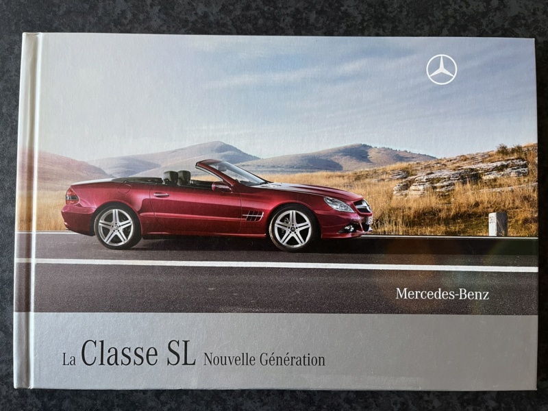 Vente Catalogues Mercedes SL ! Différents modèles. Img_1013