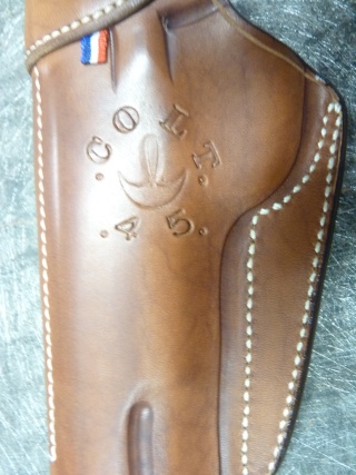 HOLSTER pour Colt 45 by SLYE P1110430