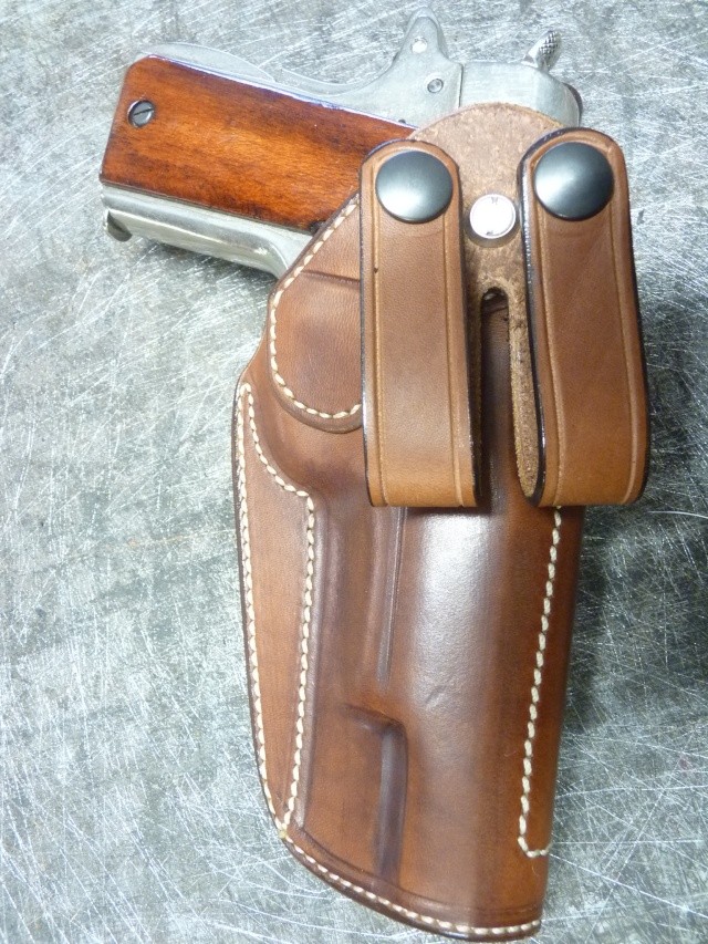 HOLSTER pour Colt 45 by SLYE P1110438