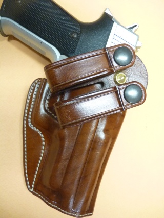 HOLSTER pour Colt 45 by SLYE P1110519