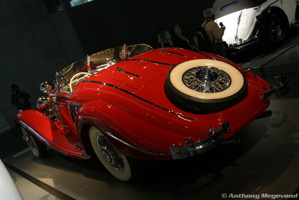 musée - [Photos] Le Mercedes-Benz Museum de Stuttgart A6-00_24