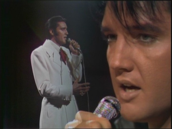 Elvis Presley (photos )   (Ninnenne) Cinama82