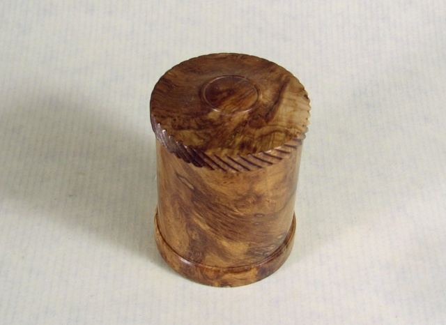 Un tout petit bout de bois Img_1012