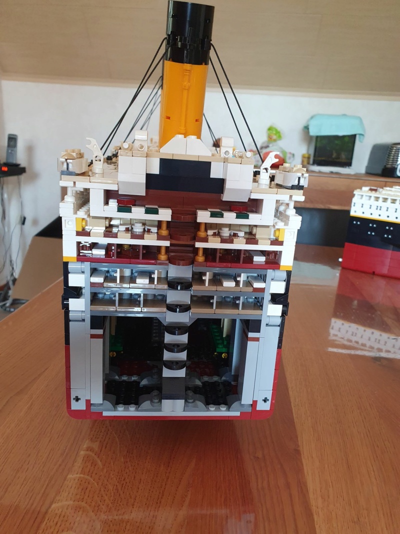 Nouveau set LEGO Titanic à construire (le 01/11) - Page 2 28337010