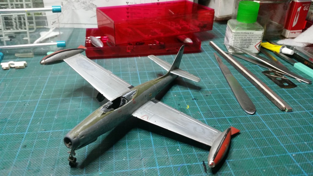 [Restauration] 1/72 Heller F-84G Thunderjet 210