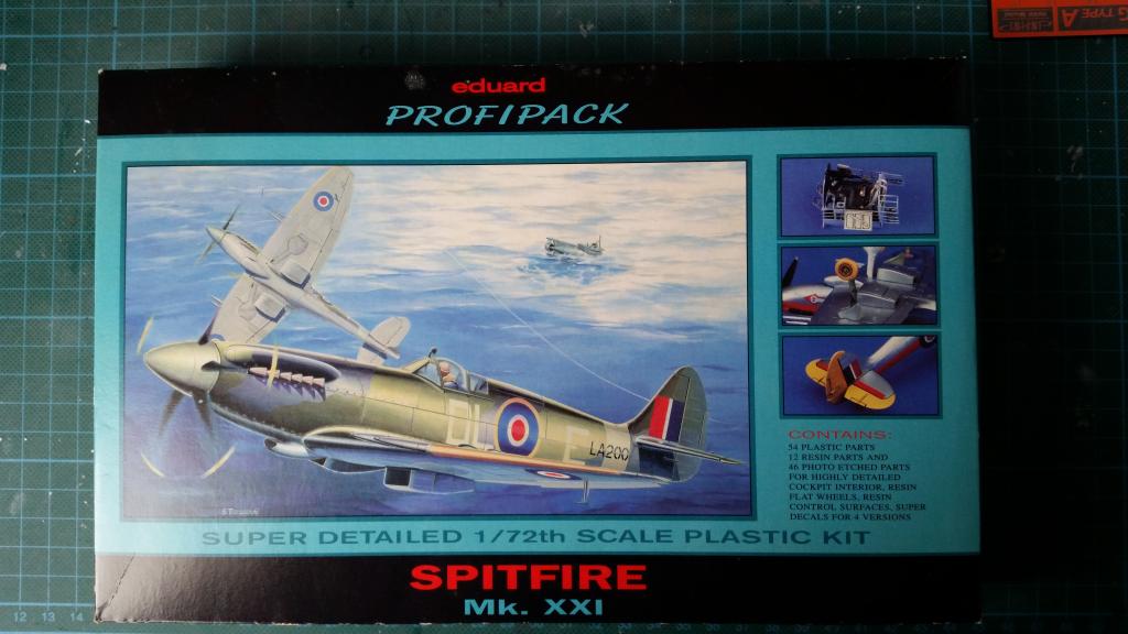 1/72 Eduard Spitfire Mk.XXI Es110