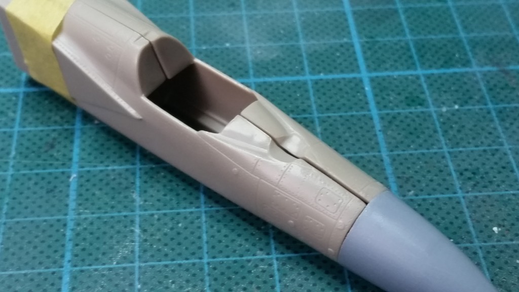 [terminé] 1/72 RV Aircraft MiG-23MLD Rv1210