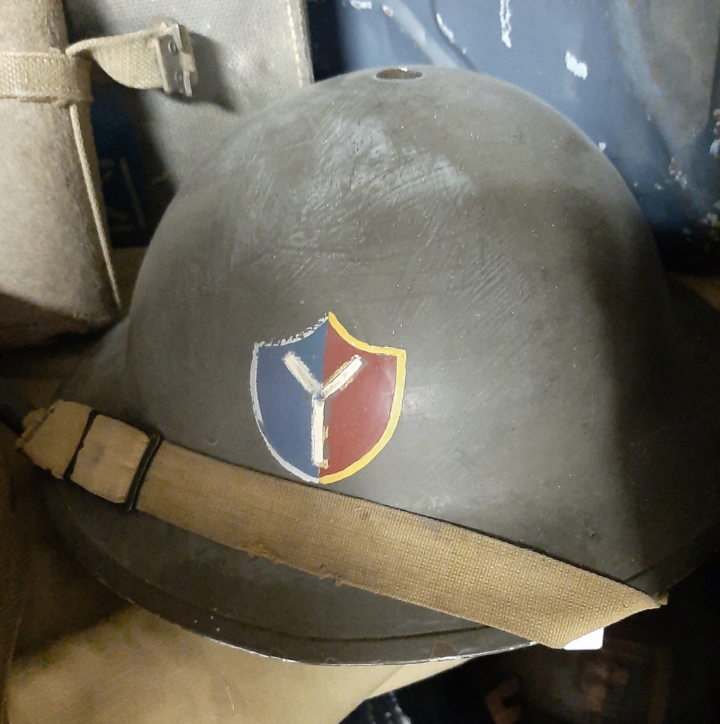 Identification insigne casque anglais ww2 20211219