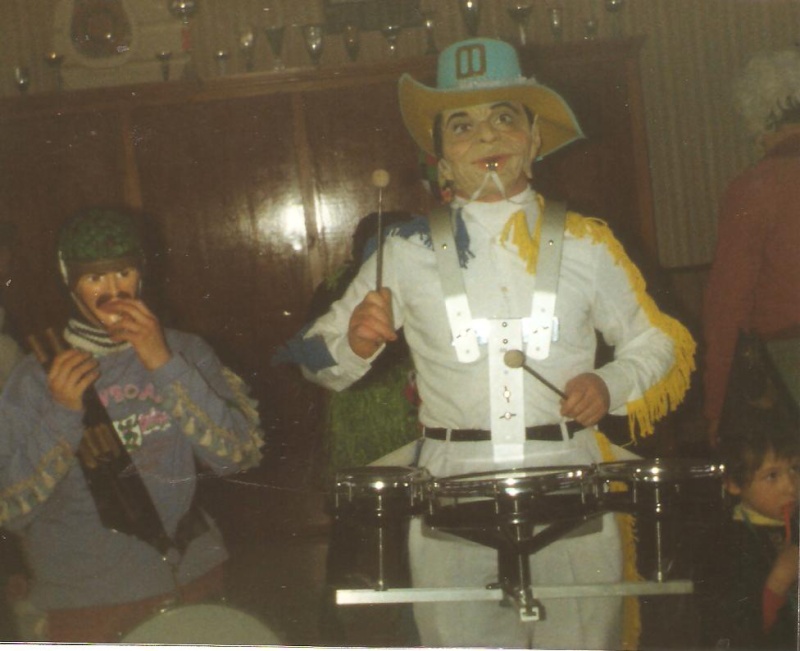 défilé pour le carnaval d'Etaples le  10 mars 1990. 00510
