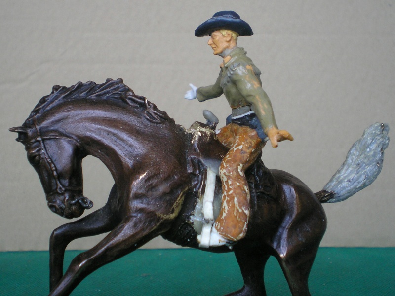 Cowboy zu Pferd mit Lasso - Umbau in der Figurengröße 7 cm 139g2b10