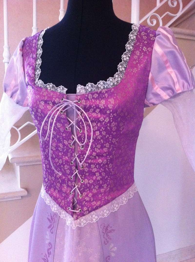 [costumes] Robes de Princesses et tenues de Princes - Page 6 Photo_11