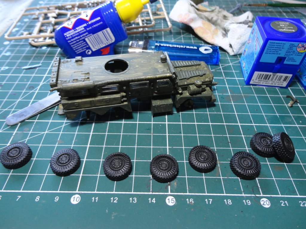 [4D MODEL] COUGAR 6X6 MRAP 1/72   FINI  !!!  Dsc02541