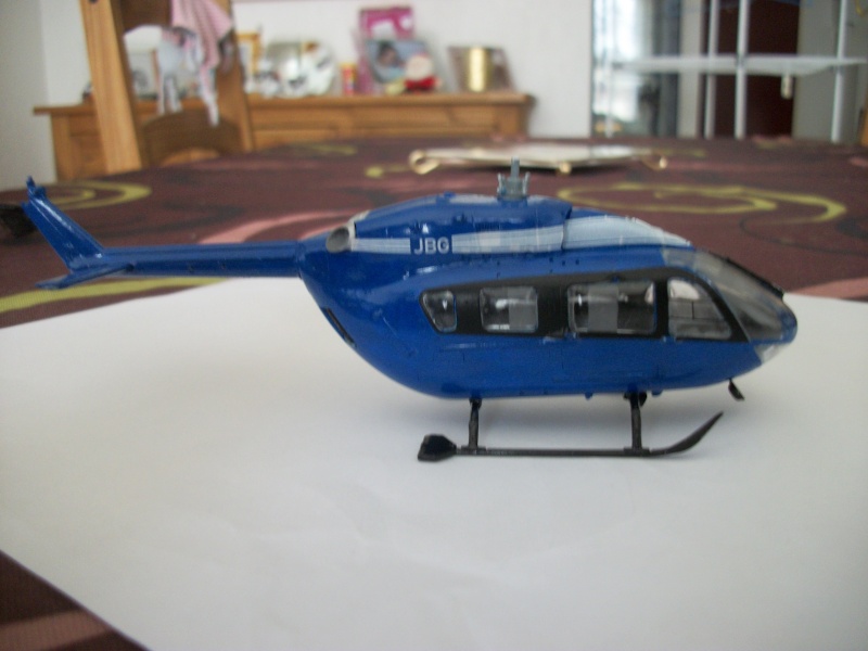 EC 145 REVELL 1/72 - Page 2 100_0819