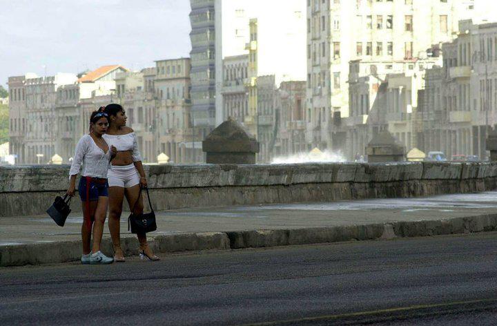 Cuba espera visita de tres millones de turistas para 2013 15621210