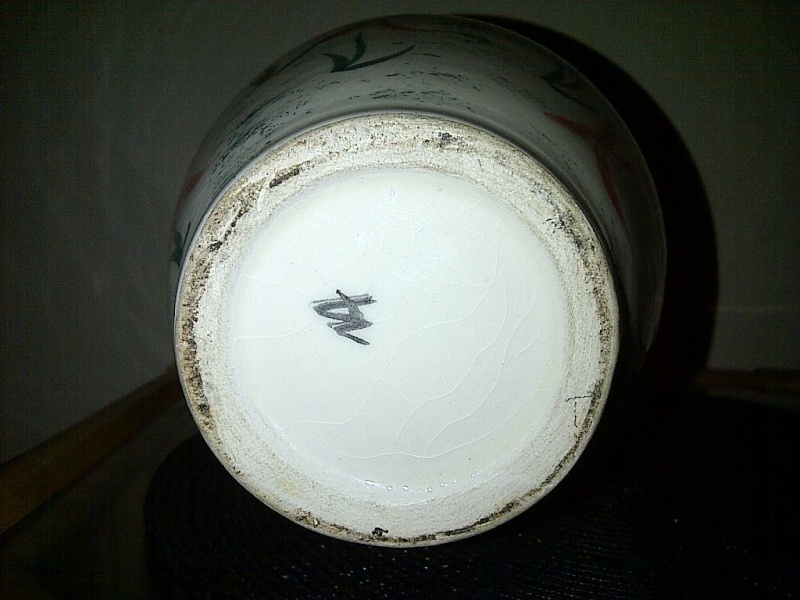 Is this British pottery? does anyone know this mark? Img-2094