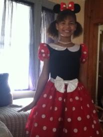 Looking for Minnie Mouse inspiration. I do not have or plan to get a costume! 37401510