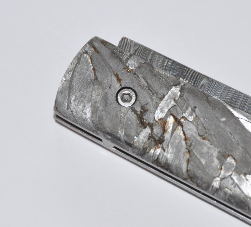 Enlever rouille sur manche météorite Dsc_0132