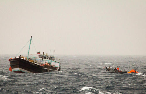 Piraterie au large de la Somalie : Les news... (Partie 3) - Page 13 La-fre10