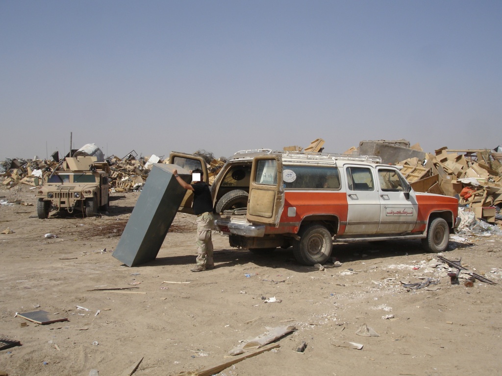 Des souvenirs du terrain ramenés d'Irak - Page 5 Dzocha12
