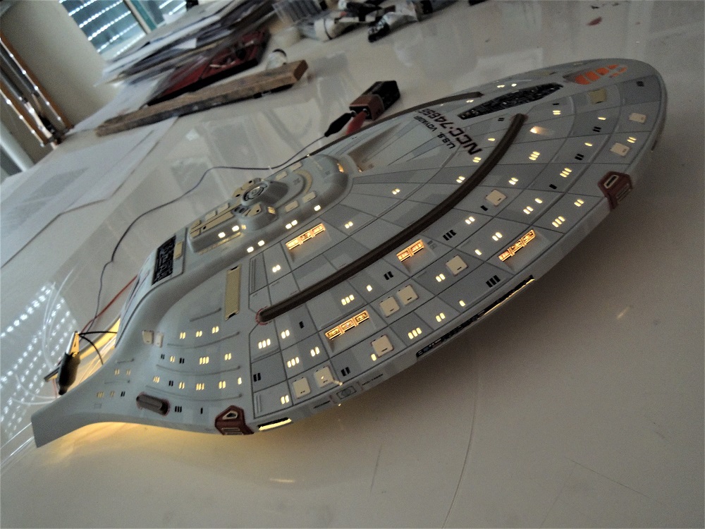 USS Voyager / REVELL - Page 3 6910