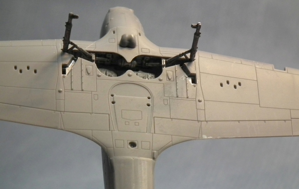 [ARMA HOBBY]-Hurricane Mk 1 métal wings - 1/72 - 315ème squadron Polonais Dscf3536