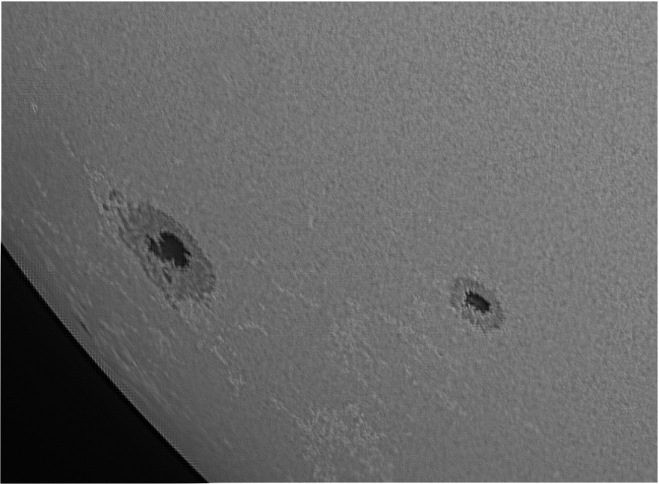 Les zones actives AR2783, 2784 et 2785 sur le soleil de ce 24/11 Soleil83