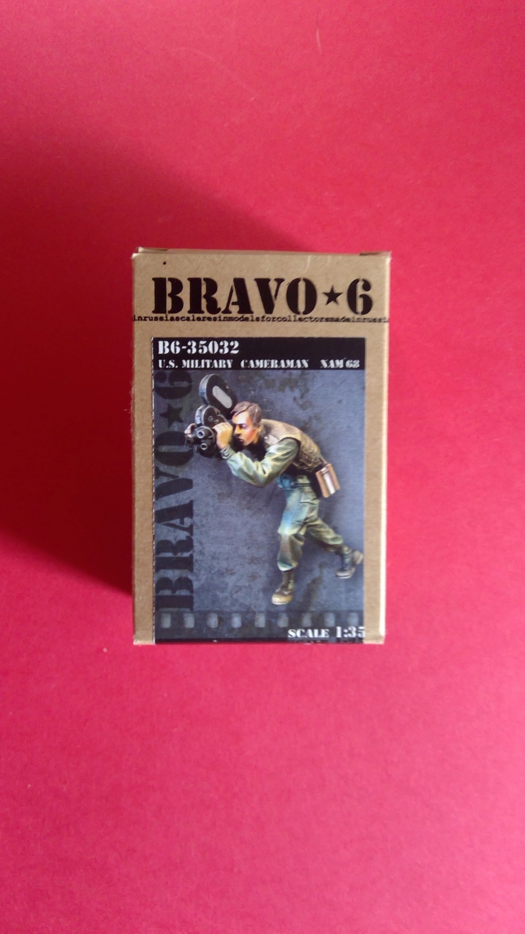 [BRAVO 6] Cameraman militaire US VIETNAM 68 1/35ème Réf B6 35032 Bravo_12