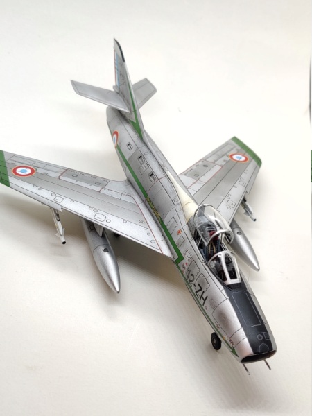 SMB-2 1/72 SPECIAL HOBBY Img_2419