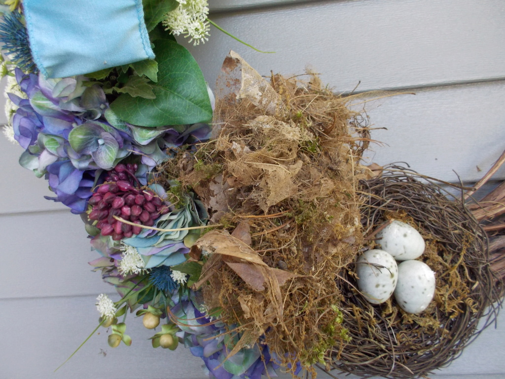 What kind of bird built this nest? Dscn0914