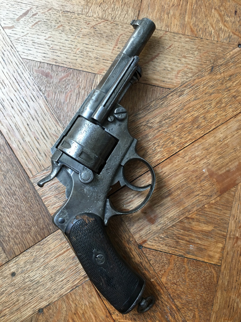 revolver 1873 avec étui  Img_2911