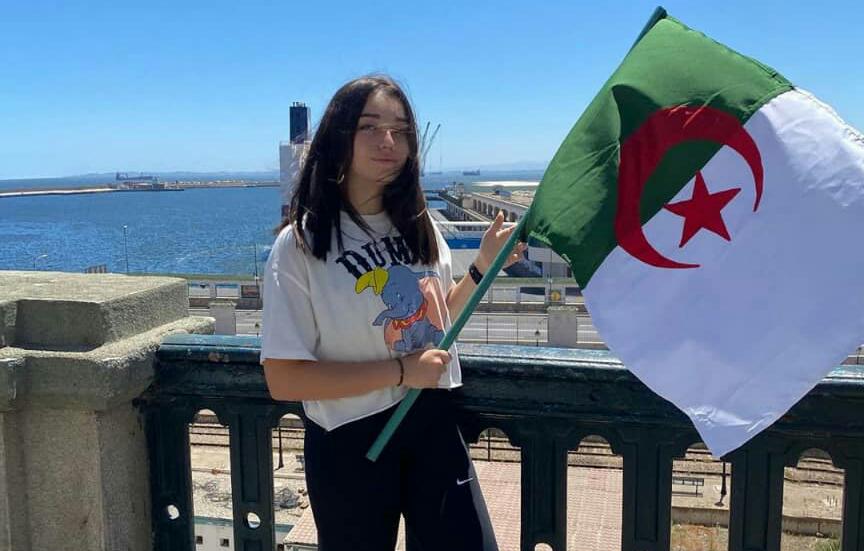 إيناس عبدلي تحتفل بعيد استقلال الجزائر Img-2062