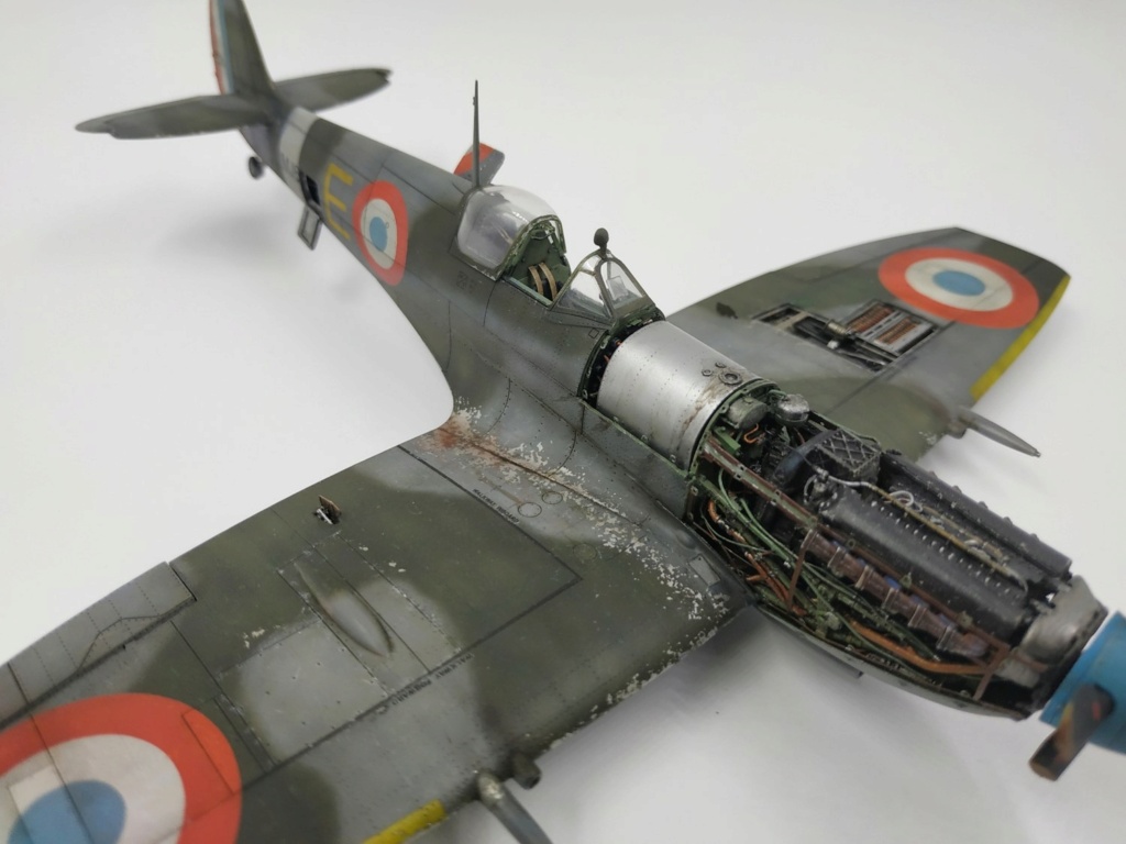 spitfire IXe Armée de l'air -   indochine  vautré    - 1/48 eduard +  plein de résine  - Page 6 Image869