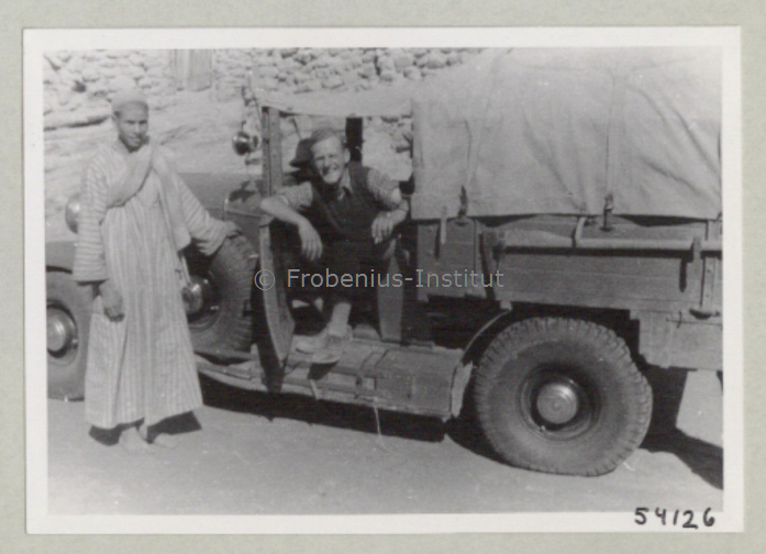 1934 Ford A de l'expédition de Léo Frobénius Moyen-Orient et Sahara Bildar18