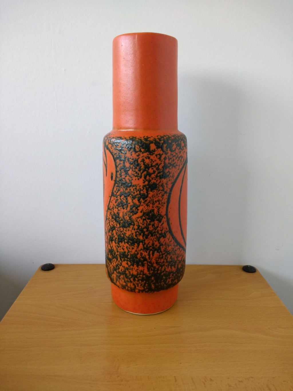 Vase en céramique moucheté noir sur fond émail orange  - Tofej Keramia Hongrie  Img_2040