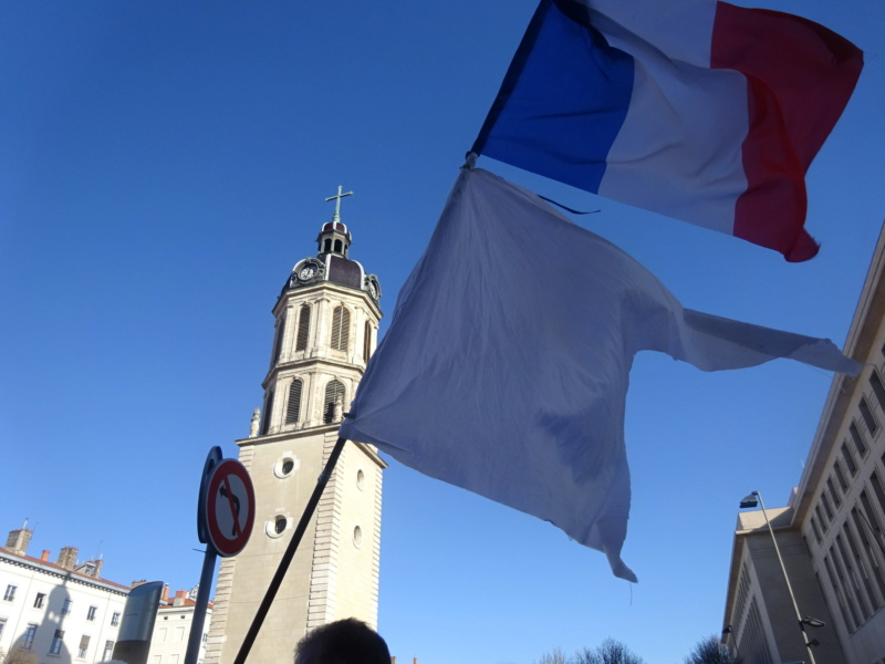 [LYON] Manif liberté & balade (Fev 2022) Dsc04610