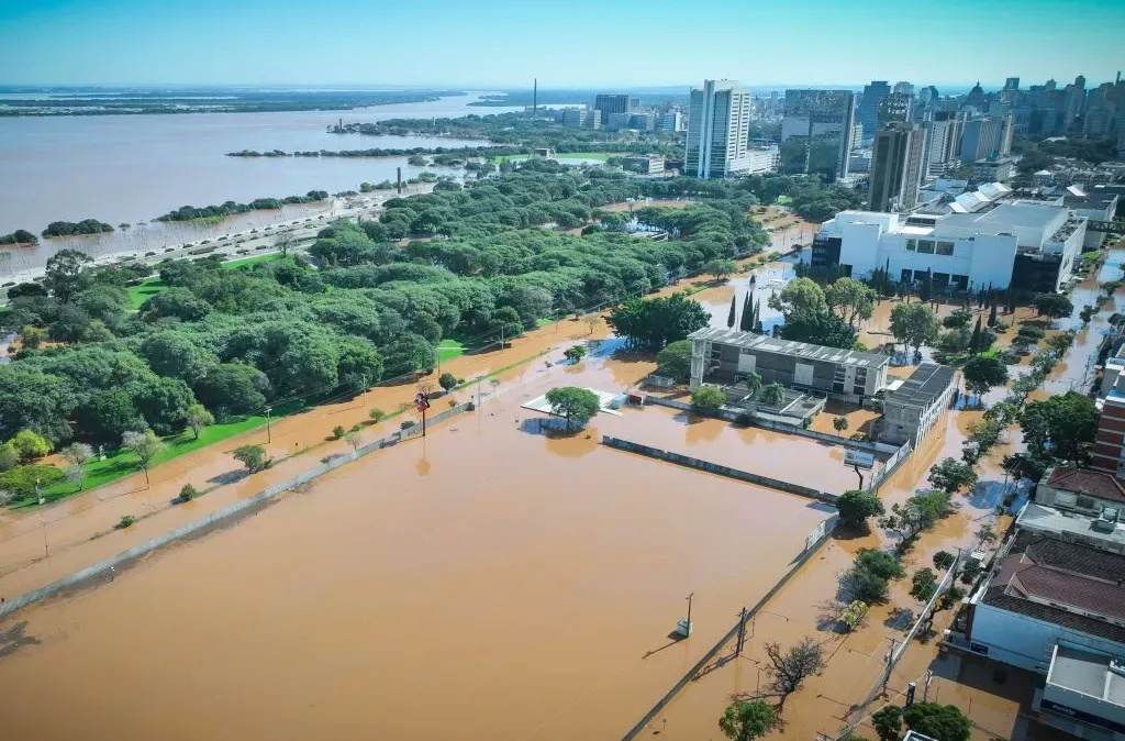 Grande risco de aumento doenças no Rio Grande do Sul devido a enchentes Enchen10