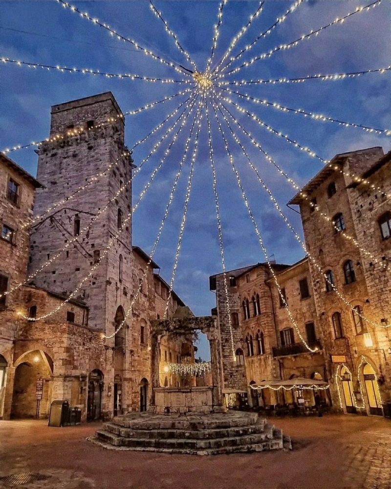 Рождественский Сан-Джиминьяно (San Gimignano), Тоскана, Италия Phot1050