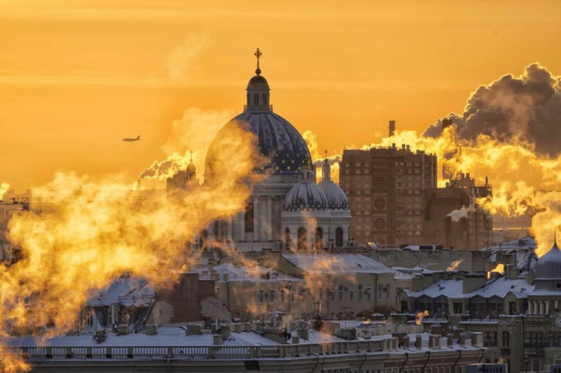 Санкт -Петербург - Морозный закат вчера запечатлели в Санкт-Петербурге Phot2119